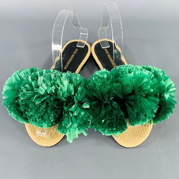 AVEC MODERATION Size 6 Green Natural Leather Embellishment Slip On Sandals - Picture 4 of 9